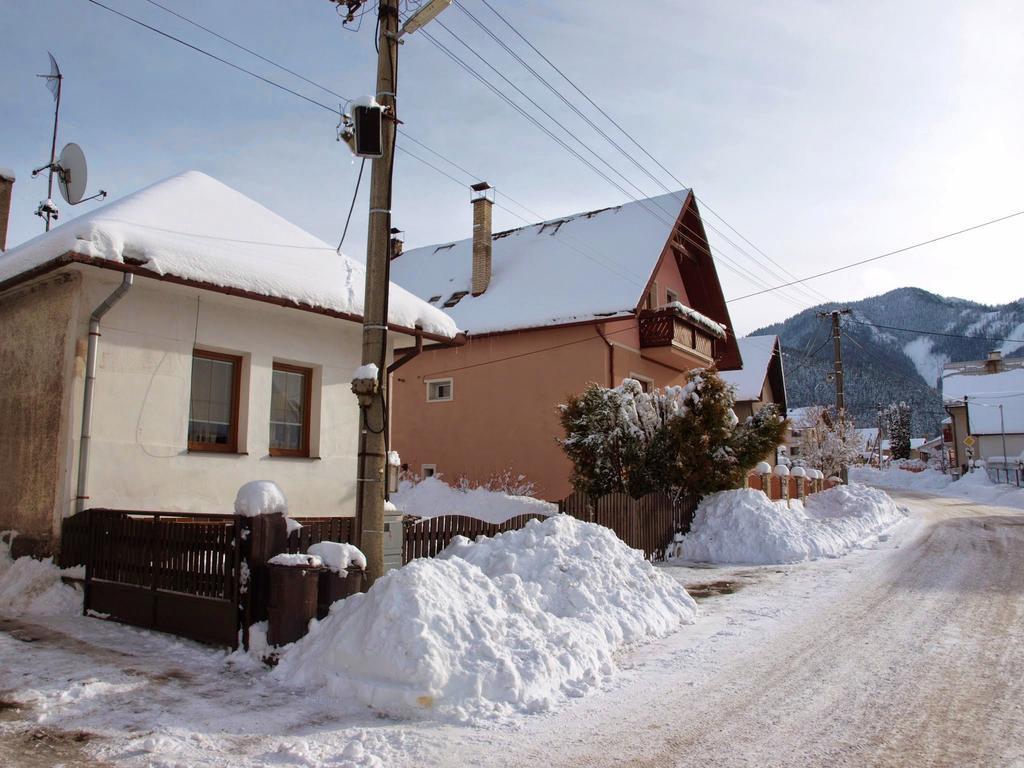 Vidiecky Apartman Kubo Pavčina Lehota Exterior foto